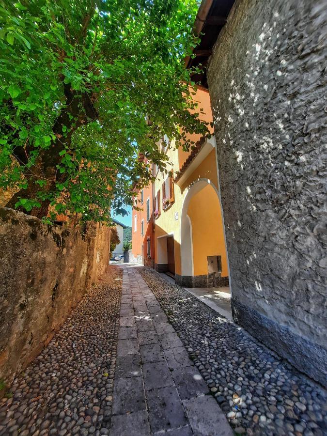 Casa Tilde Guest House Cunardo Eksteriør bilde